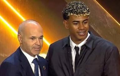 美记：考虑到保罗的职业生涯，快船的做法缺乏尊重